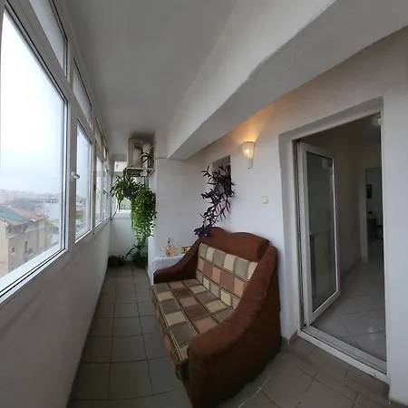 Atlas Romana De Lux Apartament *