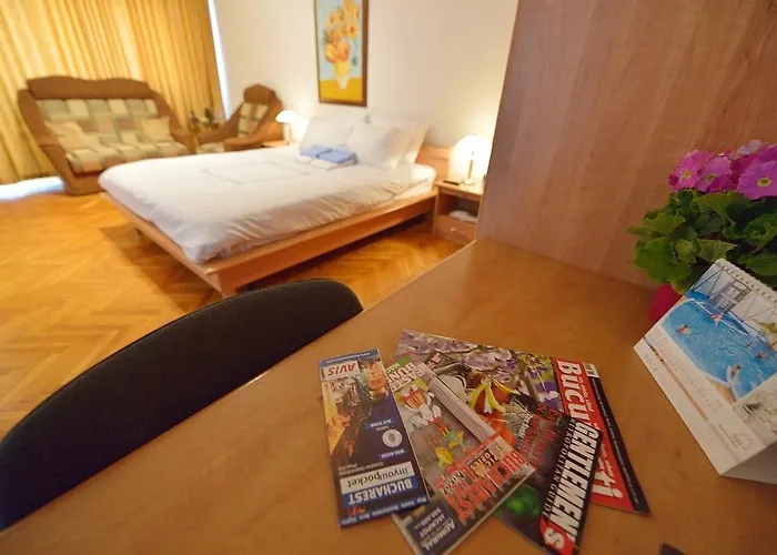 Atlas Romana De Lux * Bucarest