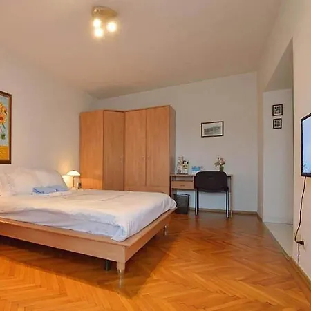 Apartment Atlas Romana De Lux *
