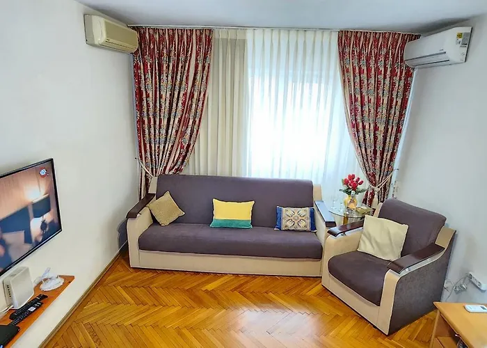 Atlas Romana De Lux Bucharest