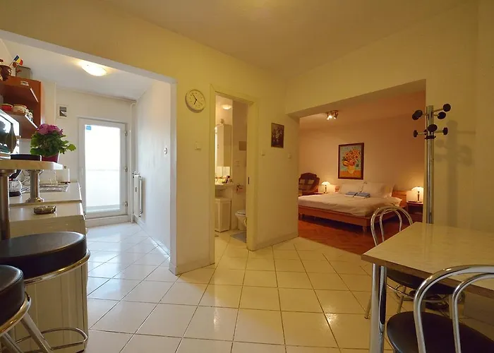 Lejlighed Atlas Romana De Lux Bukarest